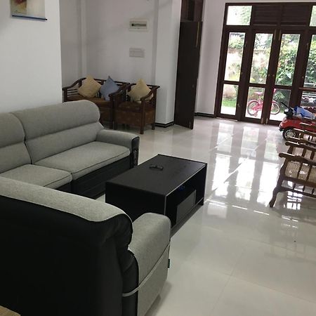 Bosadi Homestay 卡图纳耶克 外观 照片
