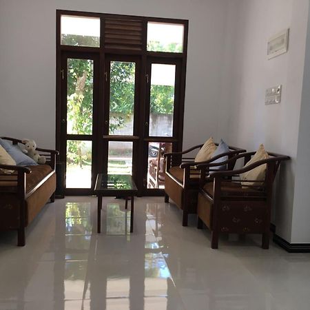 Bosadi Homestay 卡图纳耶克 外观 照片