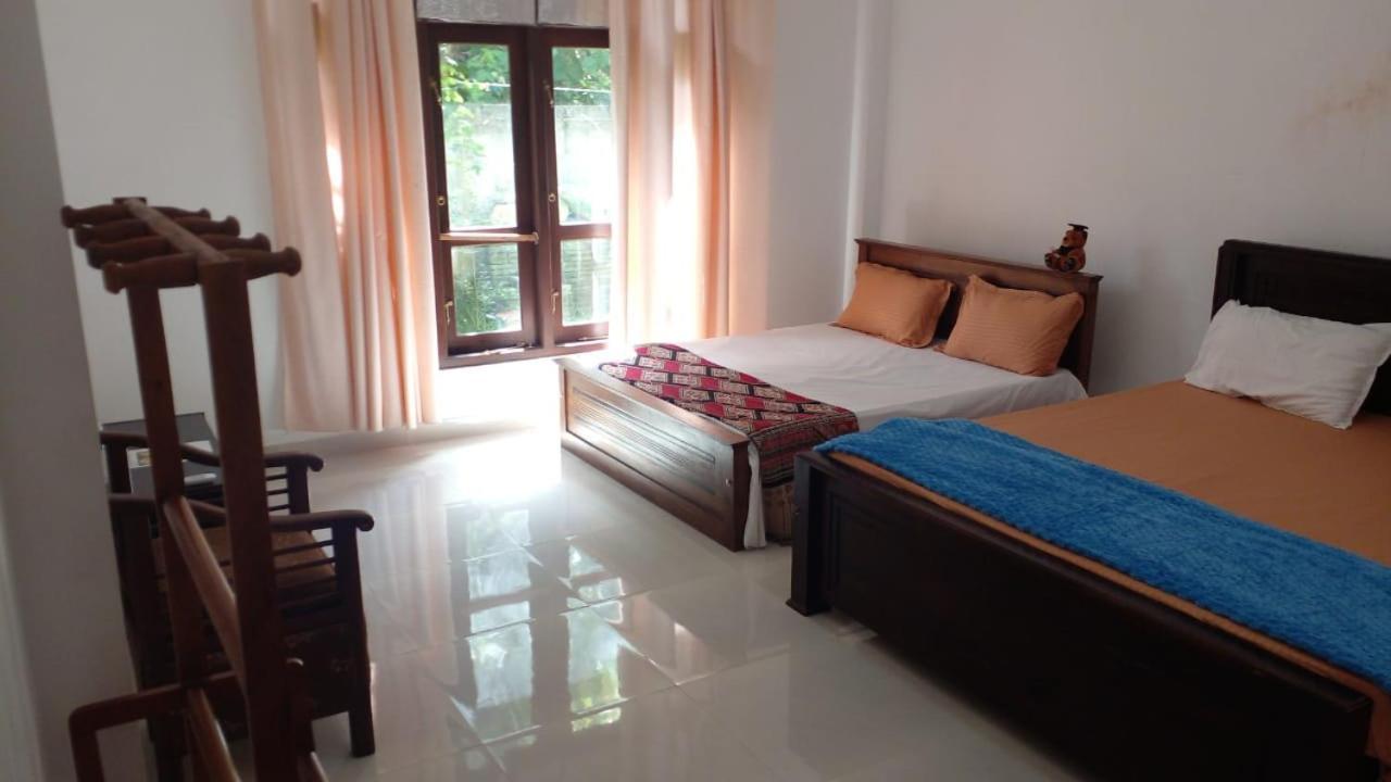 Bosadi Homestay 卡图纳耶克 外观 照片