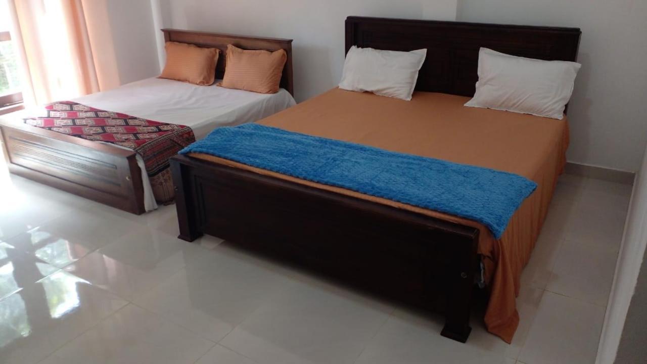 Bosadi Homestay 卡图纳耶克 外观 照片